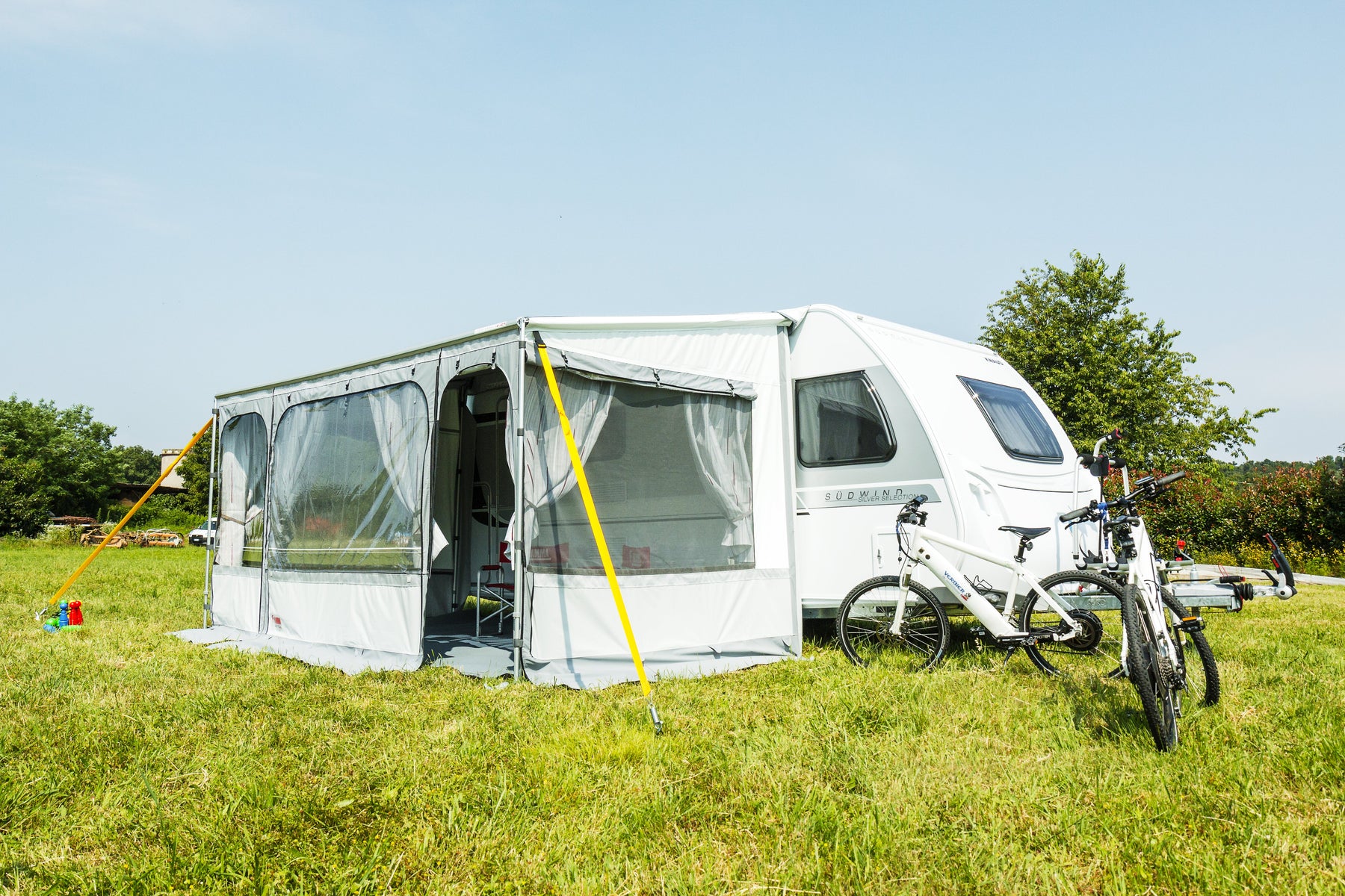 Best Caravan Awnings for UK Touring
