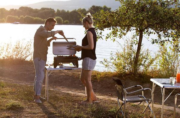 5 Easy Camping Recipes and Must-Have Outdoor Cooking Equipment