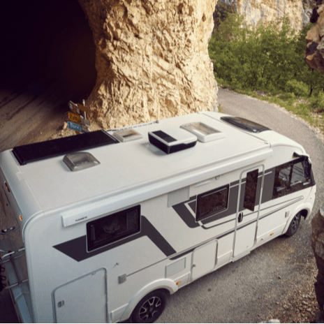 Experience Year-Round Comfort with the Dometic FreshJet 2000