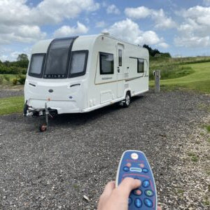 Best Caravan Movers for UK Tourers (2026 Buyer’s Guide)