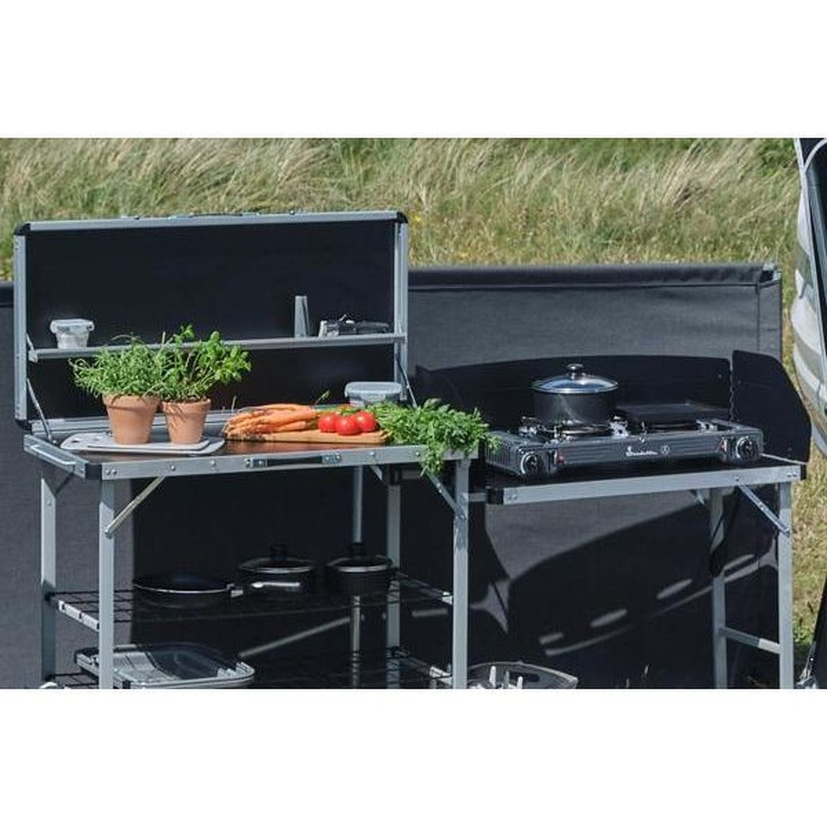 Outdoor Cooking - stoves, BBQs and complete camp kitchen kit