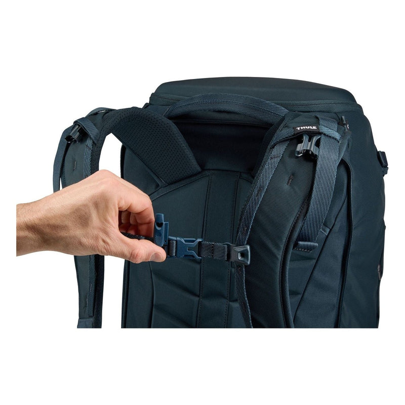Thule Landmark 70L travel pack darkest blue Thule - UK Camping And Leisure