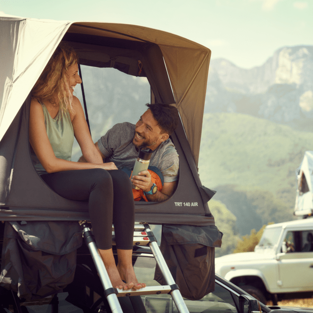 Dometic TRT 140 2-person AIR Inflatable Rooftop Tent