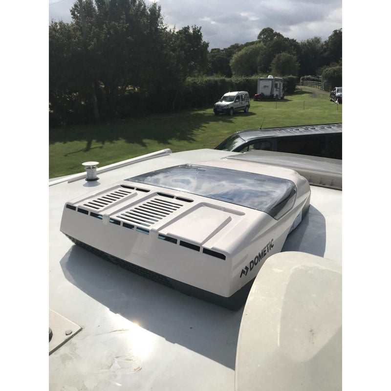 Dometic Freshlight 2200 Air Conditioning Unit 9102900165 Dometic - UK Camping And Leisure