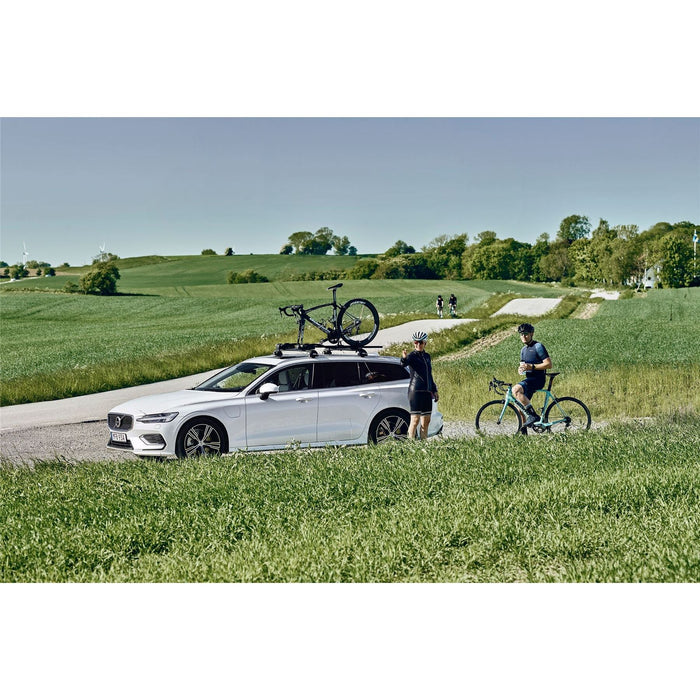 Thule Fast Ride roof bike rack fork mount black Roof Bike Rack Thule - UK Camping And Leisure