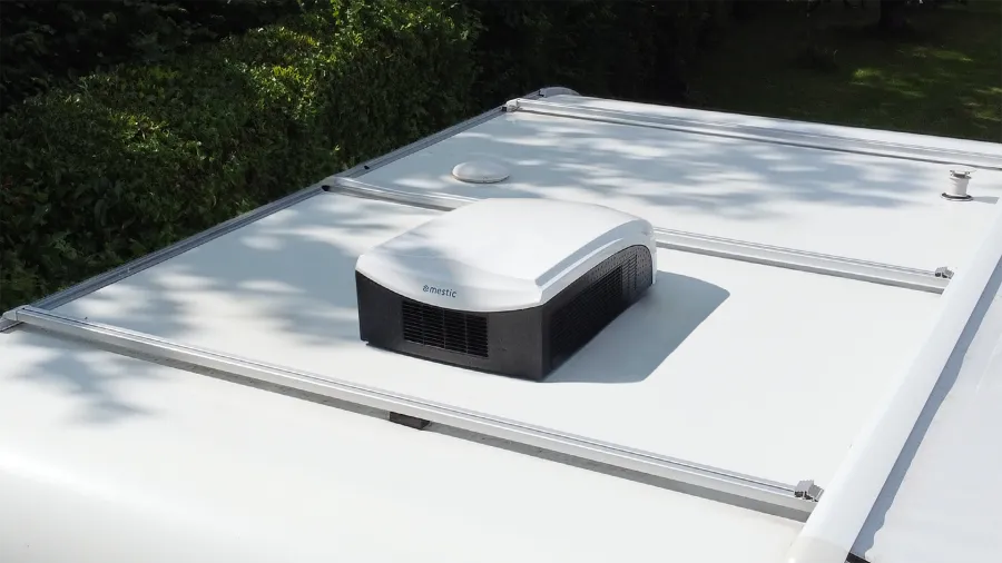Mestic Roof Top Air Conditioner Rta-2500L White Mestic - UK Camping And Leisure