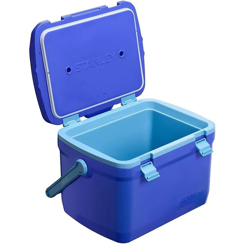 Stanley The Easy-Carry Outdoor Cooler 15.1L - Image 3 of 22 | UK Camping and Leisure