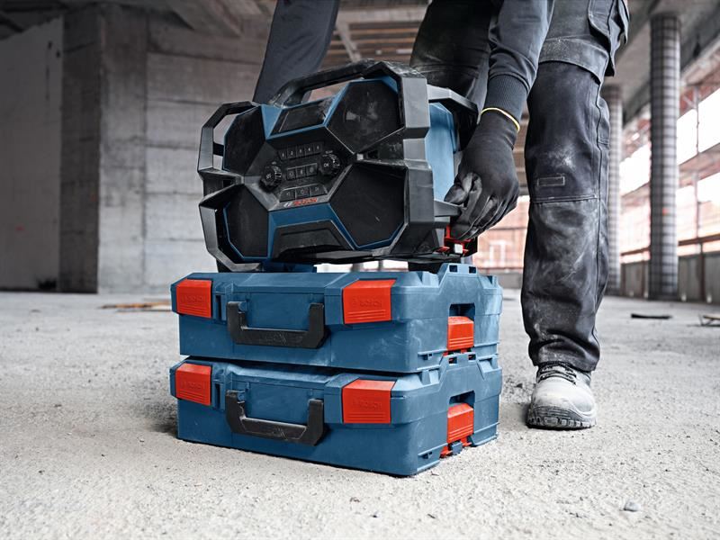 Bosch GPB 18VH-6 SRC Professional Radio 240V & Li-ion Bare Unit Bosch - UK Camping And Leisure