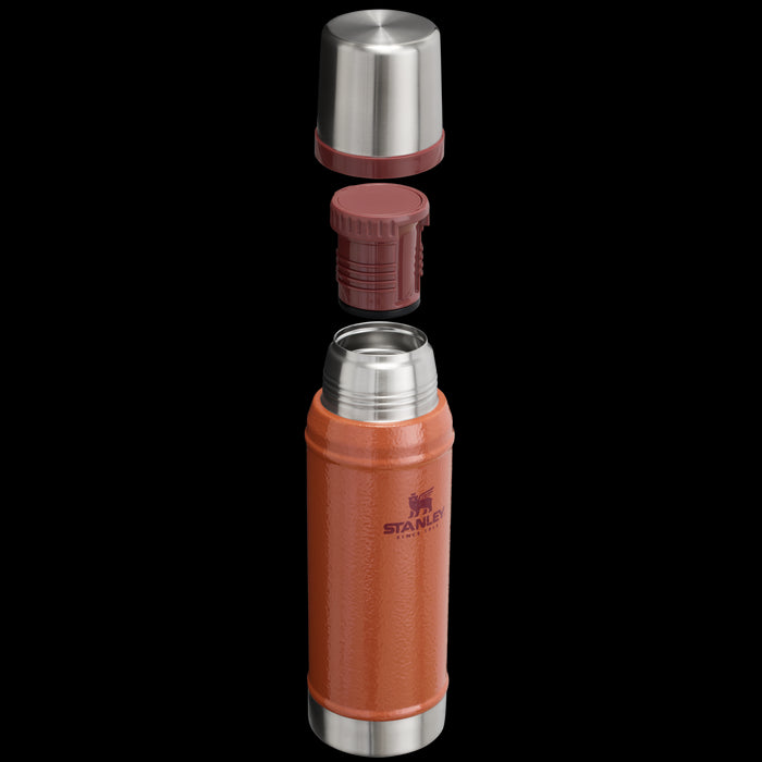Stanley Legendary Classic Bottle 0.75L Stanley - UK Camping And Leisure