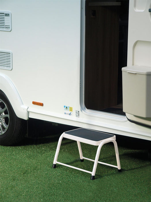 Caravan Single step in white Quest - UK Camping And Leisure