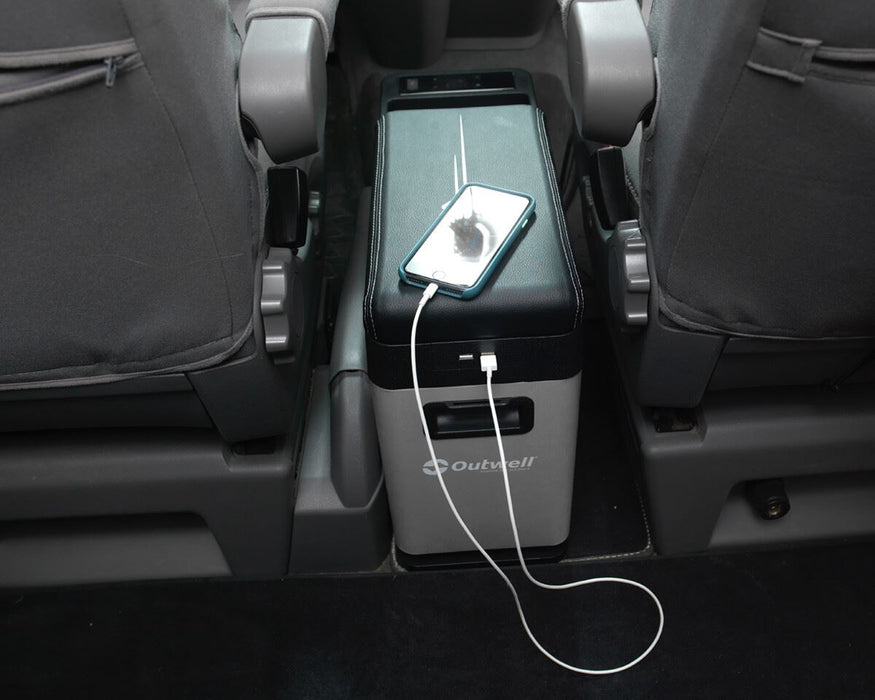 Outwell Arctic Chill 8 Coolbox Black & Grey Outwell - UK Camping And Leisure