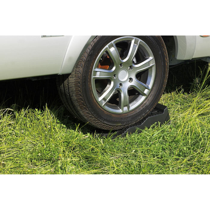 Thule Levelers park levelers black Thule - UK Camping And Leisure