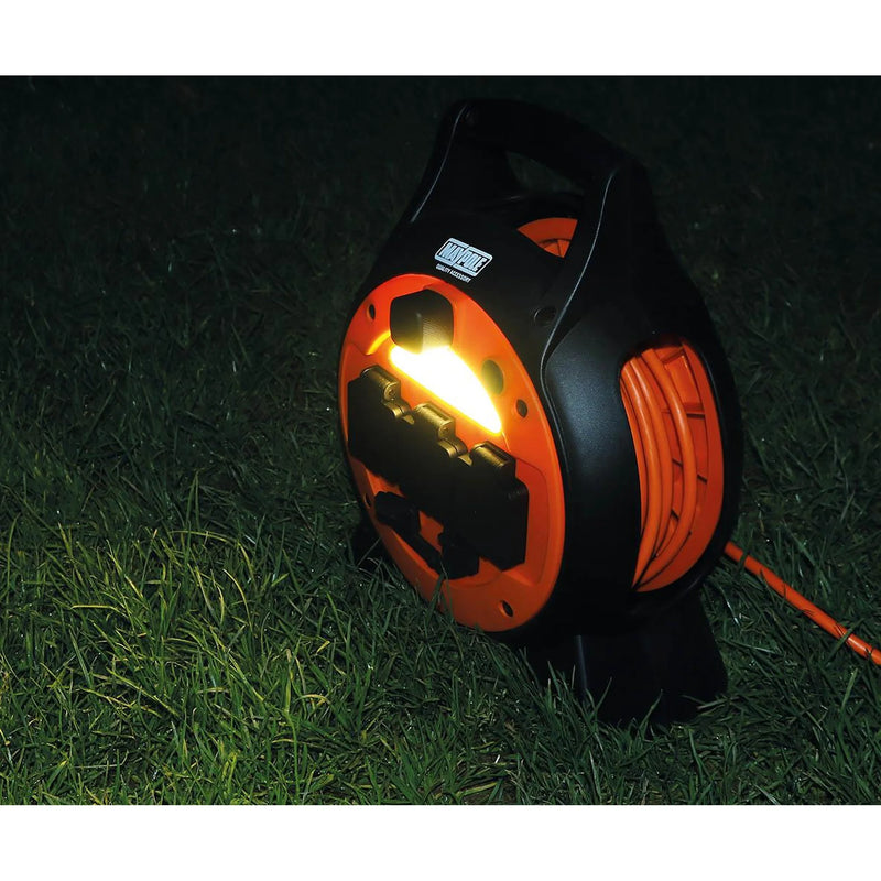 MAYPOLE 3 Way 15Mtr Mobile Mains Roller Power Unit with Twin USB & Light 3767