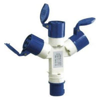 W4 Main 3-Way Splitter 16Amp 20043