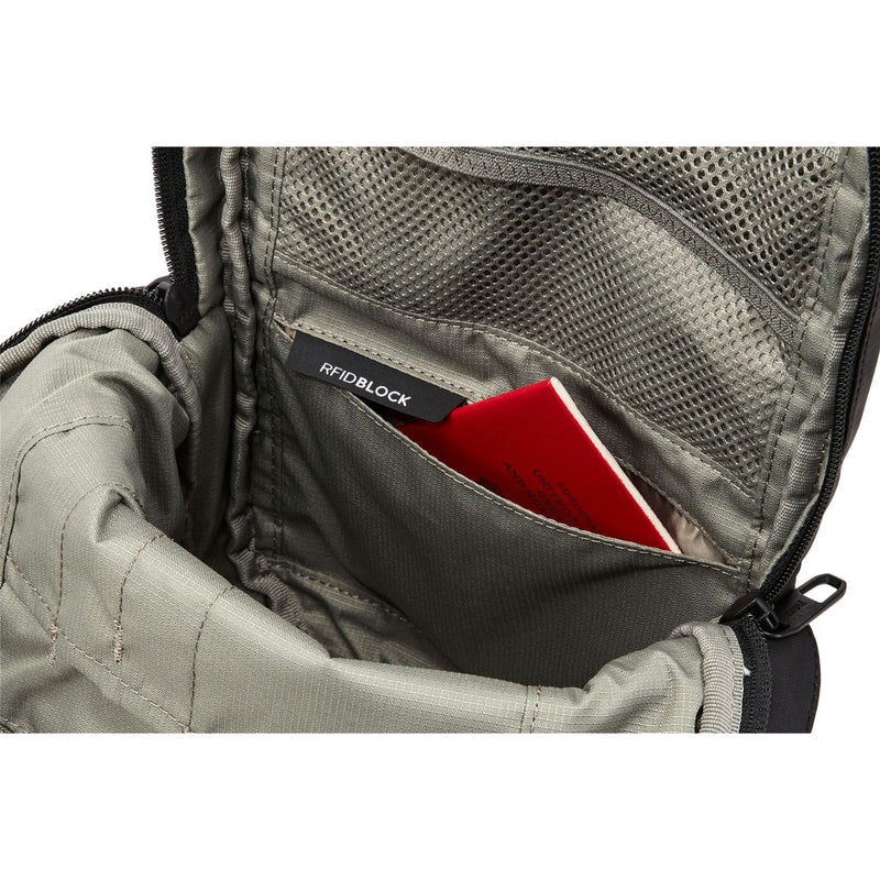 Thule Tact sling 8L 3204710 Thule - UK Camping And Leisure
