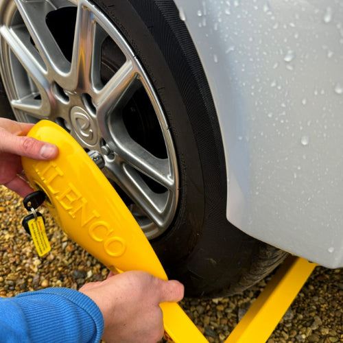 Milenco Wheel Clamp Wraith 3 Compact Lightweight Sold Secure Caravan 7290