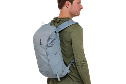 Thule AllTrail 18L daypack with rain cover Pond grey Thule - UK Camping And Leisure