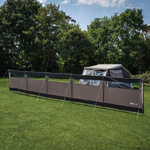 Maypole 5 Panel Steel Poled PVC Windbreak 800cm | lightweight, UPF, UV protection, family camping