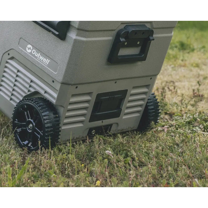 Outwell Arctic Frost Rechargeable Battery - Image 5 of 6 | Camping > Food And Drink > Cool Boxes & Coolbags | UK Camping and Leisure