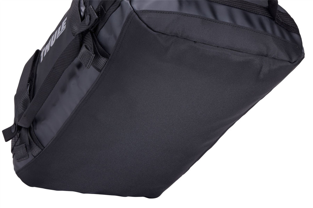 Thule Chasm 30L duffel bag black Thule - UK Camping And Leisure