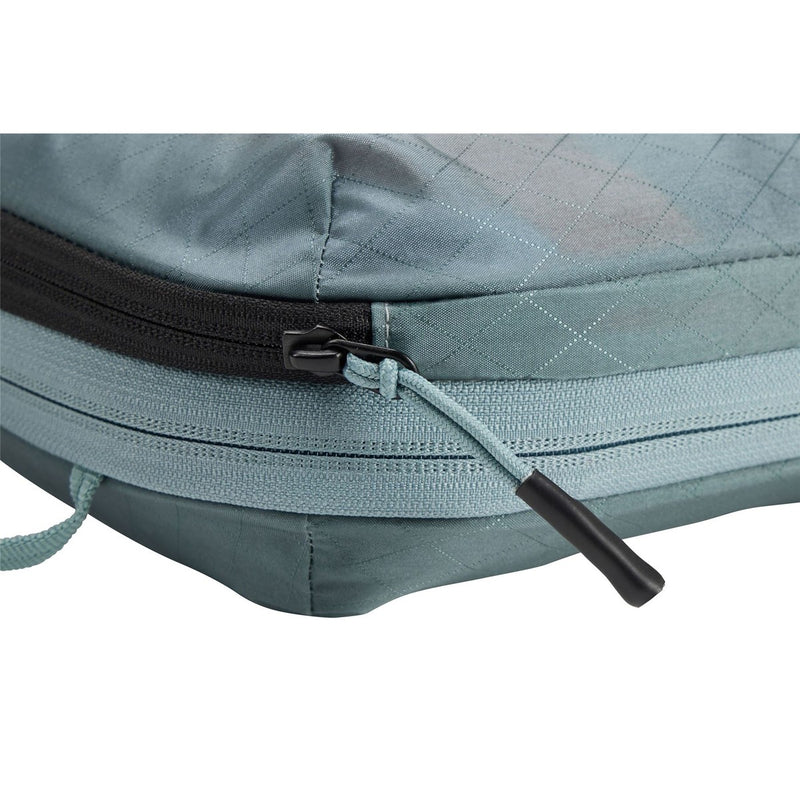Thule compression packing cube compression packing cube medium pond grey Thule - UK Camping And Leisure