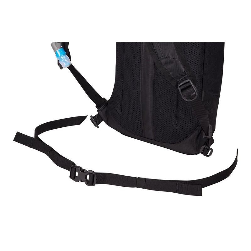 Thule AllTrail hydration pack 10L black Thule - UK Camping And Leisure