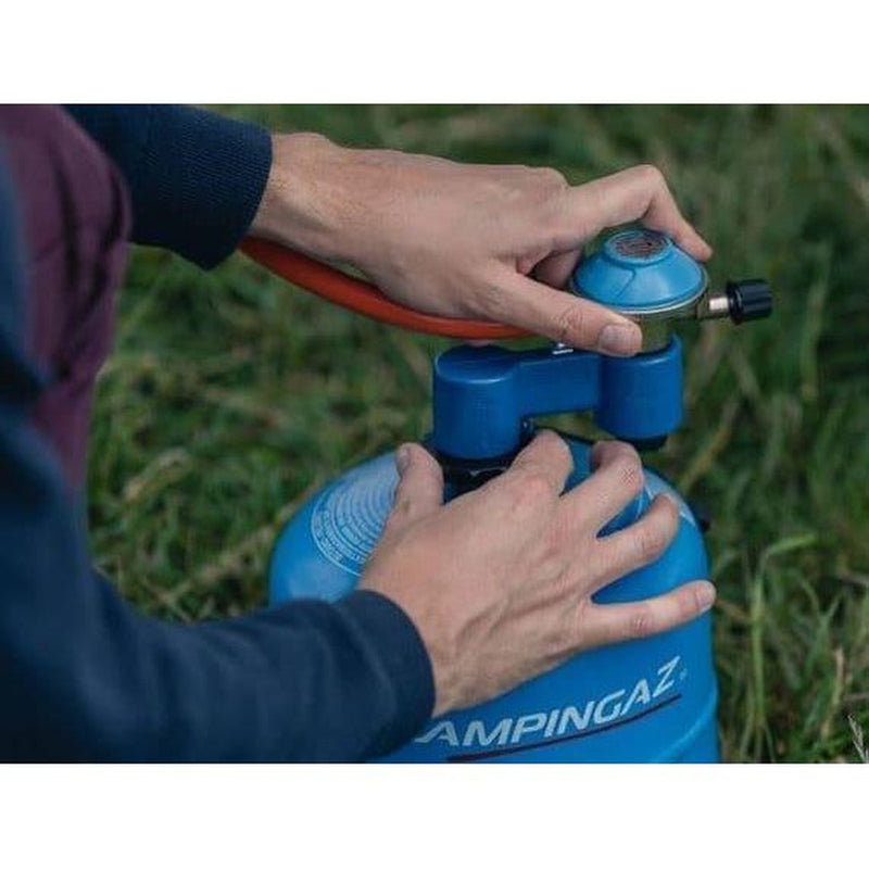 Campingaz Twin Connection CV/R Regulator Kit With Gas Hose and Clips for CV470 R907 & R904 Campingaz - UK Camping And Leisure