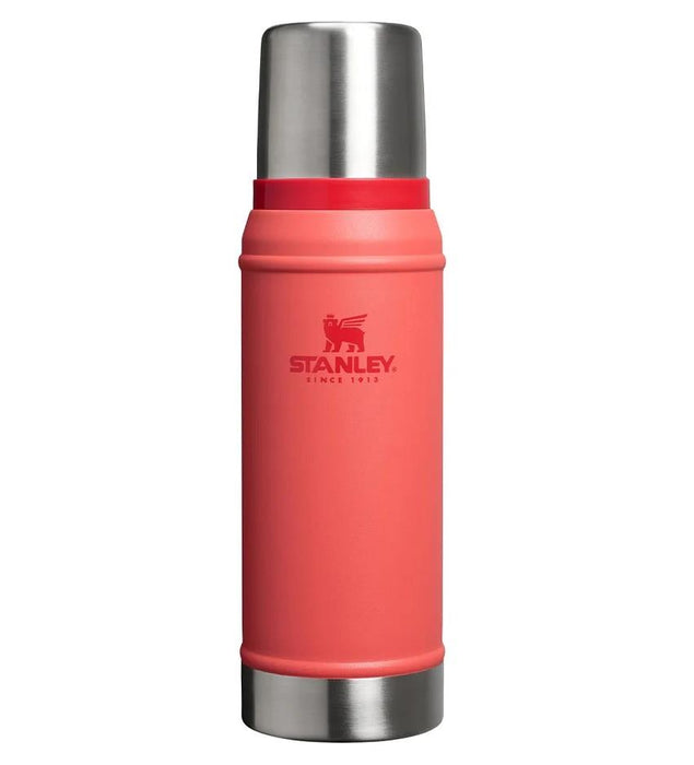 Stanley Legendary Classic Bottle 0.75L Stanley - UK Camping And Leisure