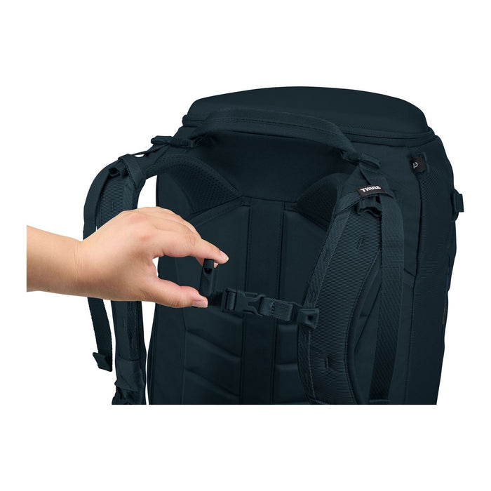 Thule Landmark 60L Women's travel pack darkest blue Thule - UK Camping And Leisure