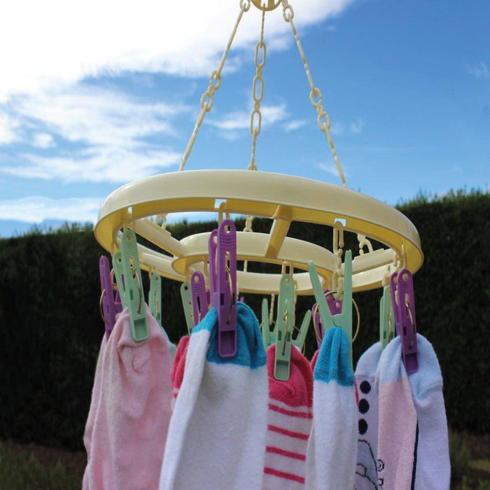 Round 16peg hanging Dryer C0034 Quest - UK Camping And Leisure