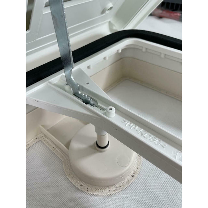 Fiamma Roof Vent White Sky Light 400 X 400mm Flynet Caravan Motorhome 04328B01 04328B01- - UK Camping And Leisure