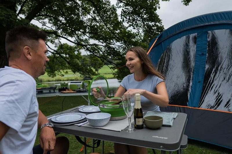 Vango Lightweight 16 Piece Alfresco Melamine Dinner Tableware Set