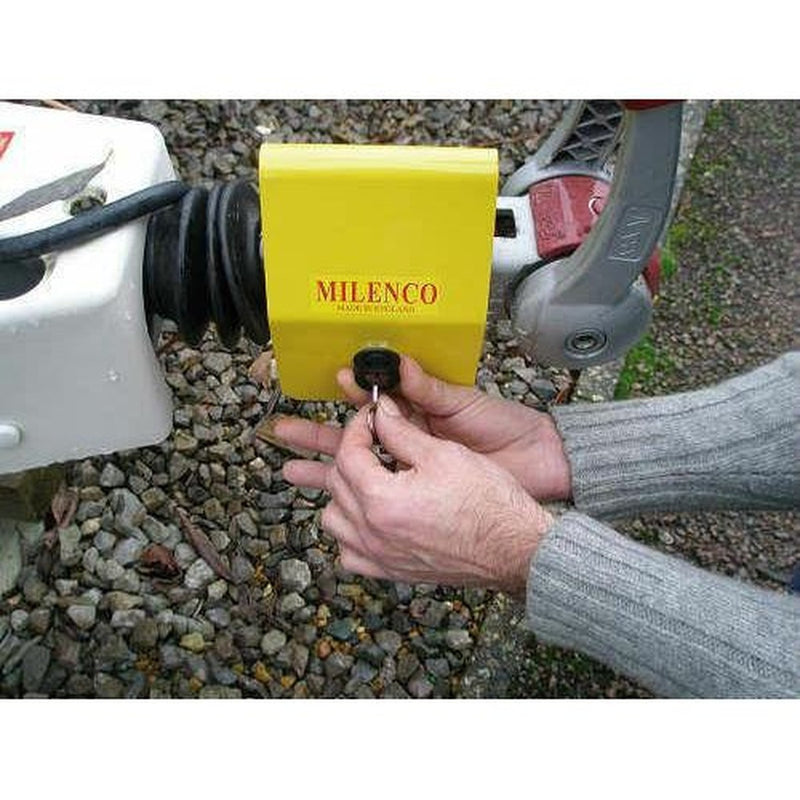 Milenco Lightweight Caravan Hitchlock Milenco - UK Camping And Leisure