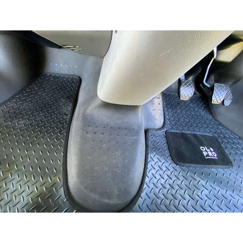 Olpro Volkswagen T5 2003 – 2015 Front No Walkthrough RUBBER ( OLPRO LOGO ON KICK PAD) Olpro - UK Camping And Leisure