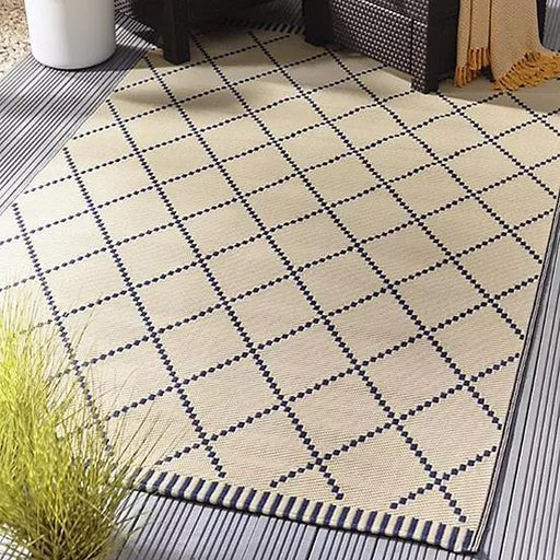 Outdoor Garden Rug Portable Reversible Mat for Decking Patio Navy/Cream Rug 150 X 250 cm Plastic Straw UK Camping And Leisure - UK Camping And Leisure